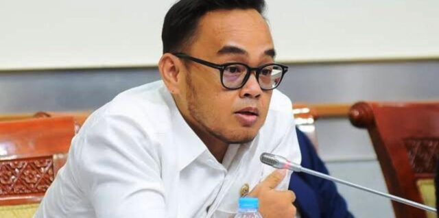 Komisi Hukum Bahas Revisi UU Kejahatan Siber